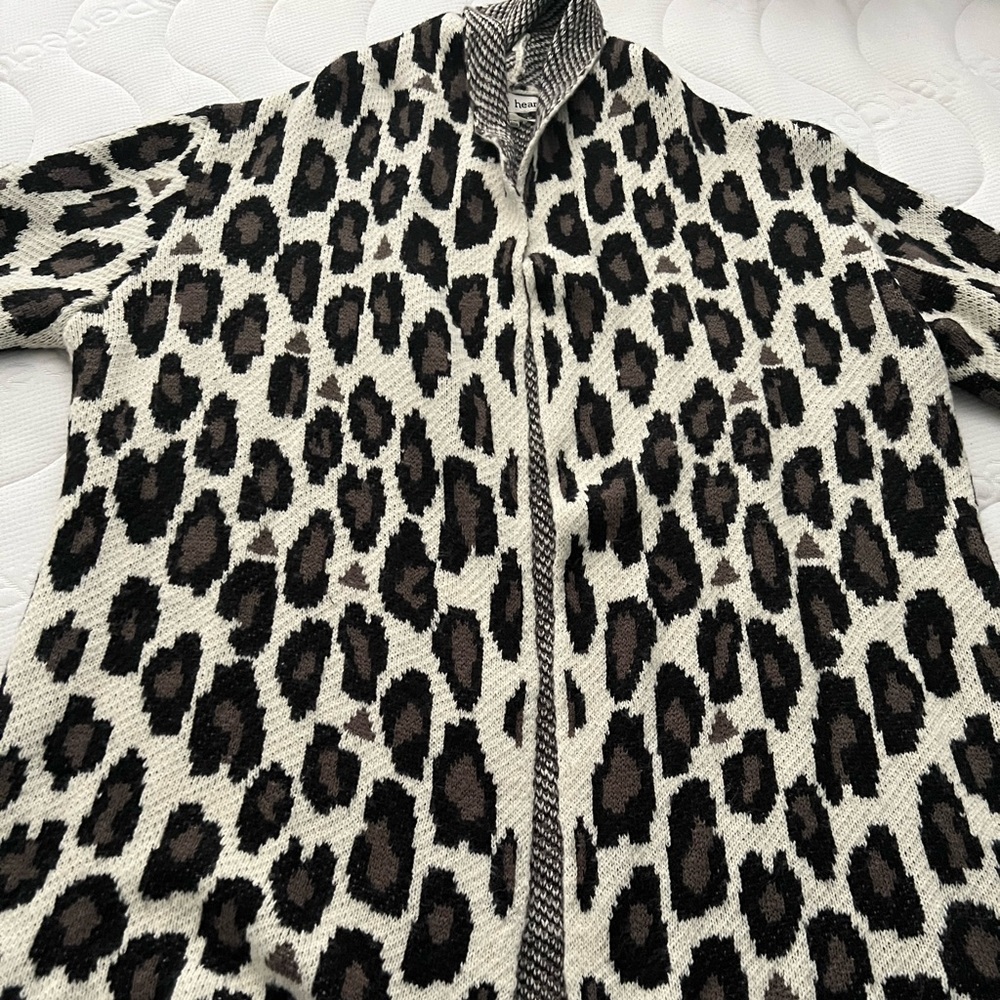 Leopard sweater